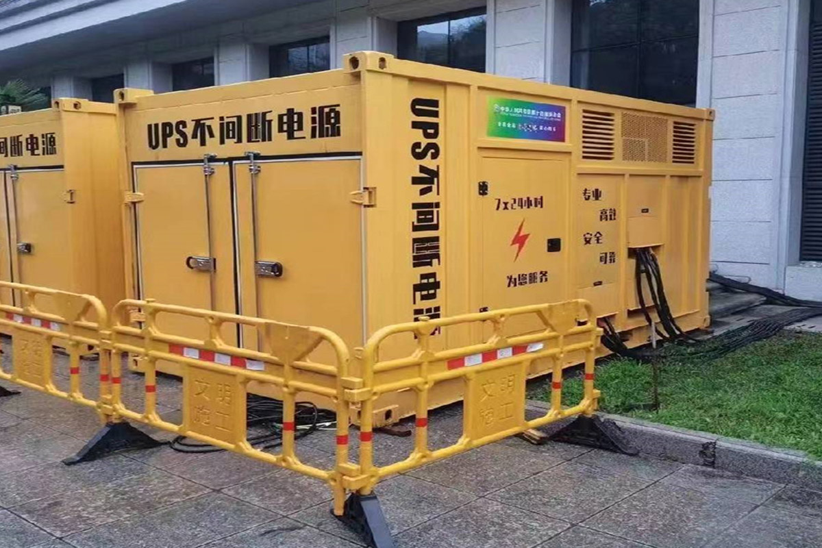 柯城发电机租赁施工现场